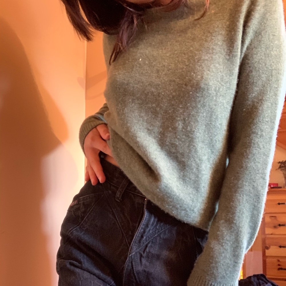 Green cashmere L.L bean sweater
